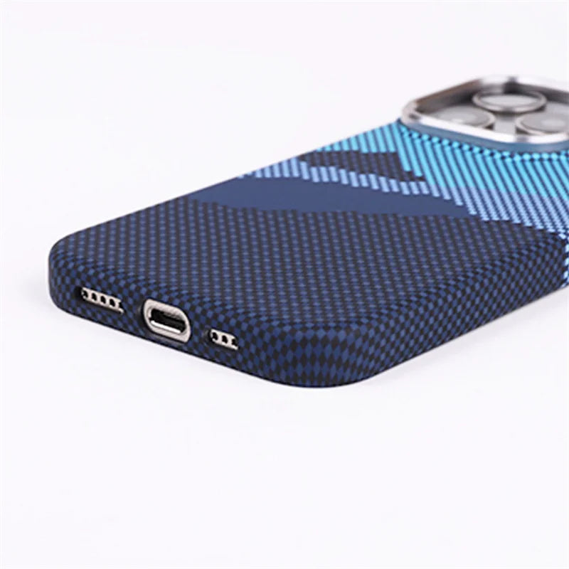 Geometric Carbon fibre texture Magsafe case for iphone